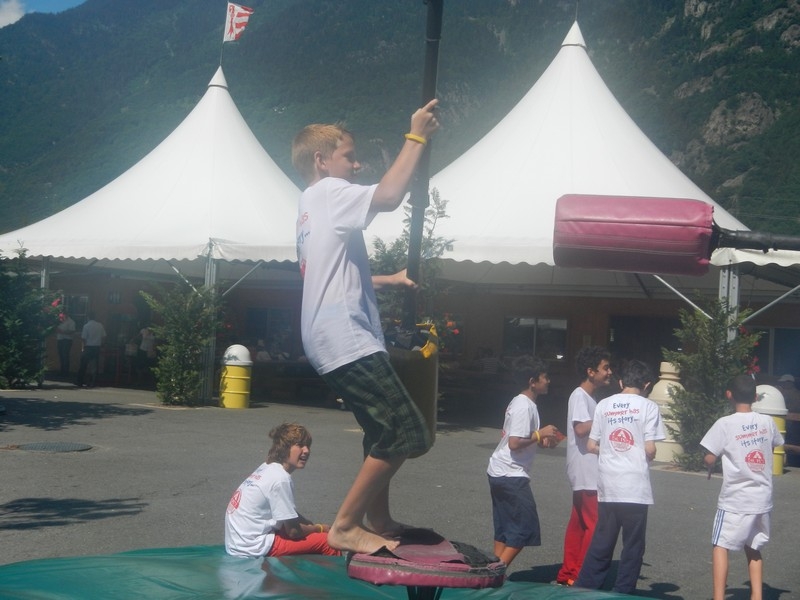 Village Camps International Summer Camp Leysin, Switzerland 2026-08-15 https://www.villagecamps.com/journals_admin/images/681-10-yellows (17).jpg